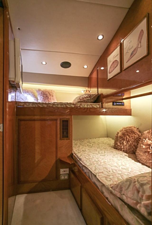 BERTRAM 43 CONVERTIBLE