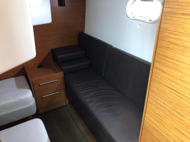 Bavaria S33