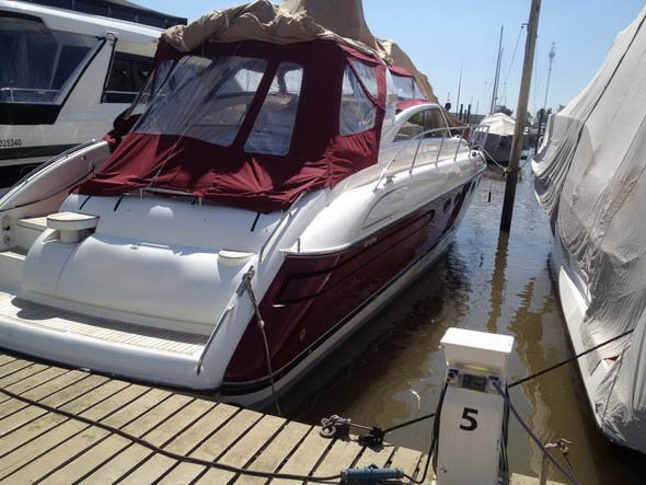 PRINCESS V52