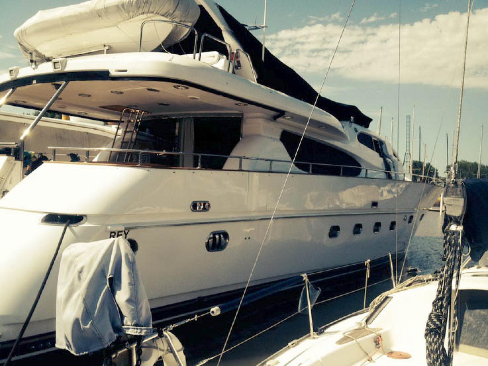 SEGUE 80 MOTORYACHT