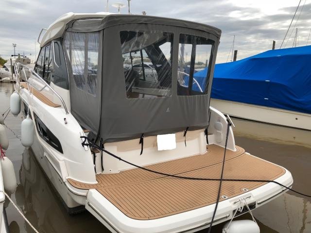 Bavaria S33