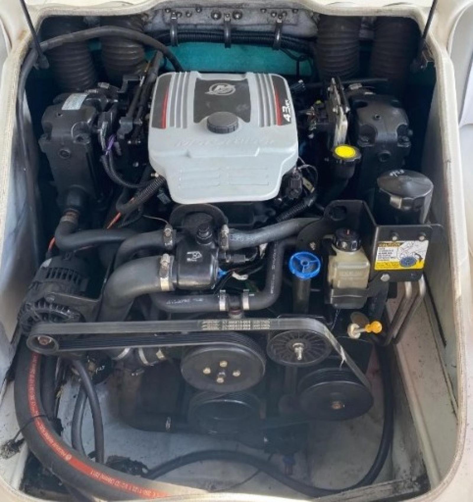 BAYLINER 185 BR